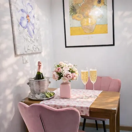 Romantic Monti 1800, - 2 Passi Da Colosseo E Fori Appartement Rome